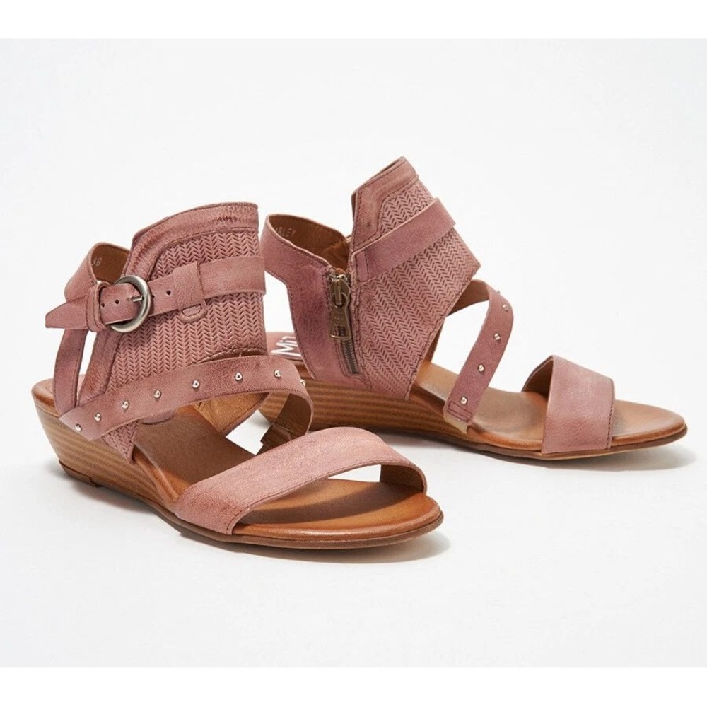 Miz Mooz Farley Rose Pink Leather Studded Wedge Sandals Womens 39 US 8.5-9
